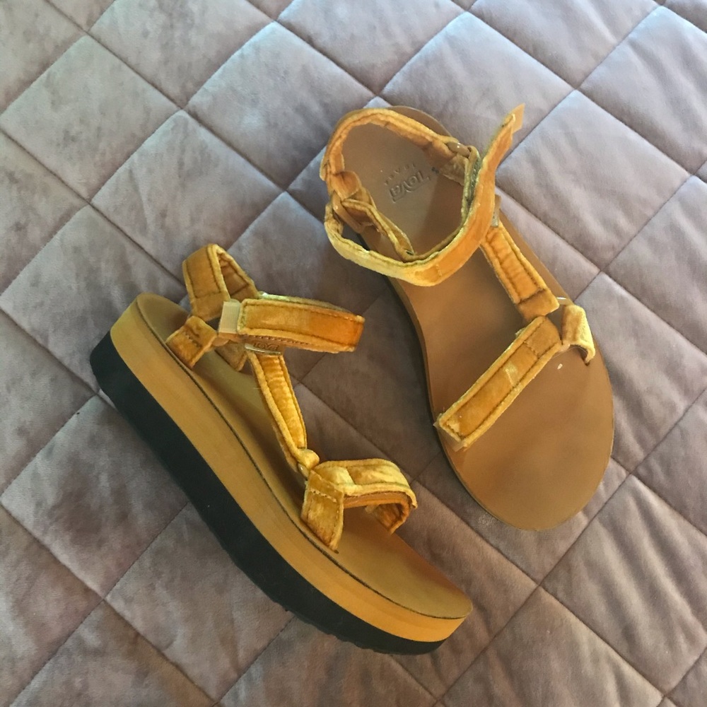 Platform tevas